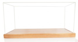 28" Wood Brown Glass Standard Display Stand - $10,443.72 MXN