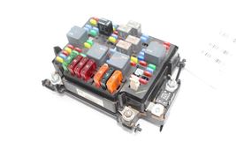 Engine Fuse Box 6.6L Diesel Fits 01-02 SIERRA 2500 PICKUP 71917 image 4