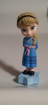 Disney Animators Collection Mini 1.5&quot; Frozen Elsa Figurine On Snow Flake Stand - £3.00 GBP