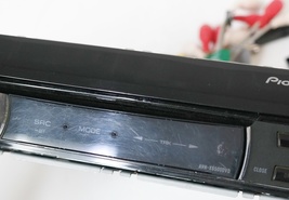 Pioneer AVH-X6500DVD Multimedia Car Receiver image 3