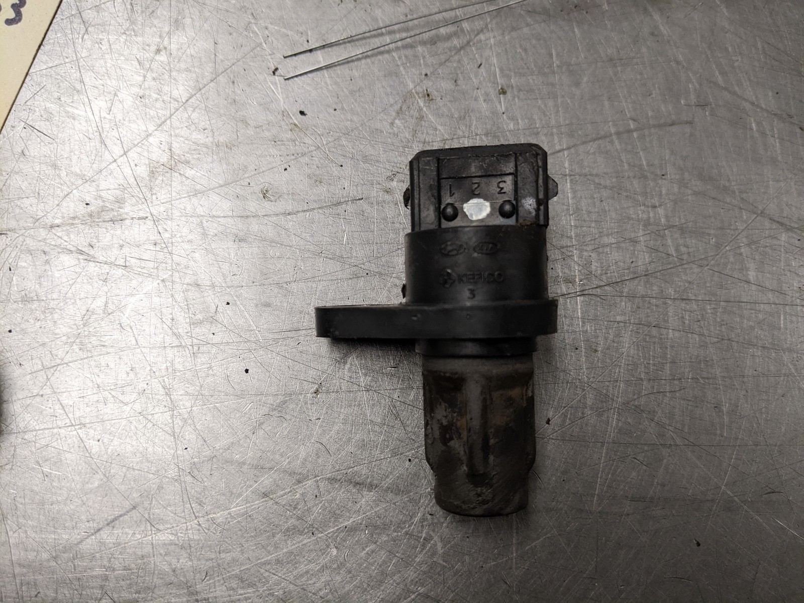 Camshaft Position Sensor For 06-11 Hyundai Accent  1.6 3935026900 - $19.75