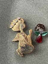 Vintage Lot Small Etched Goldtone Praying Angel w Clear Rhinestone Halo &amp; Red &amp; - £9.02 GBP