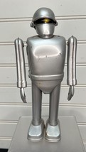Vintage 2001 - The Day the Earth Stood Still Wind up Toy robot GORT (Roc... - £40.06 GBP
