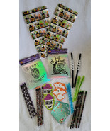 Kids Spooky Mixed Treats Bundle - $152.31 MXN