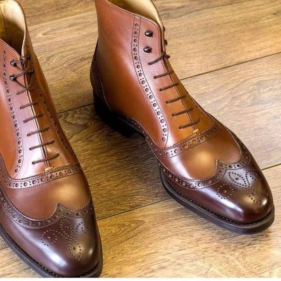NEW  Men brown Leather Wingtip ankle leather boots Men hand burnish brogue ankle