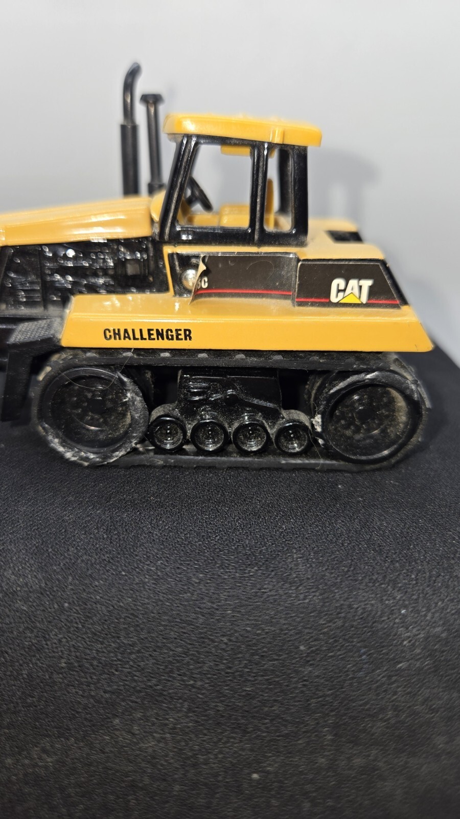 Diecast ERTL Caterpillar CAT 85C Challenger Tractor 3.5” X 2” Farm Equipment Item image 7