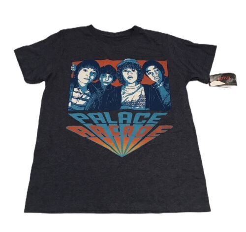 Stranger Things Palace Arcade Kids T-Shirt Medium - $16.57