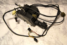 03-09 Mercedes W209 CLK320 CLK500 Right Door Lock Latch Actuator Keyless... - $98.01