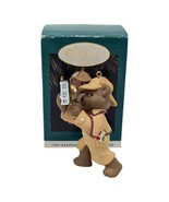 Hallmark Keepsake Ornament Collector&#39;s Club 1994 Holiday Pursuit Bear 3.... - $10.60 CAD