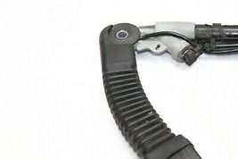 2003-2005 LAND RANGE ROVER FRONT RIGHT PASSENGER SEAT BELT BUCKLE P9858 image 3
