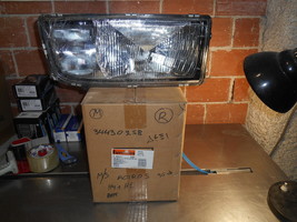Headlight Right For Mercedes Actros 96- RH H1-H4 09/1996-05/03 - €89,23 EUR