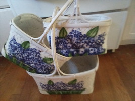 3 blue flower baskets - $17.03 CAD