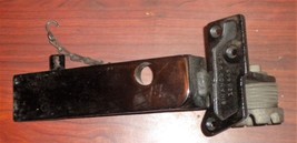 Singer 66 Cabinet Machine Lifting Plate #124448-9 Assermbly Complete w/1... - $15.00