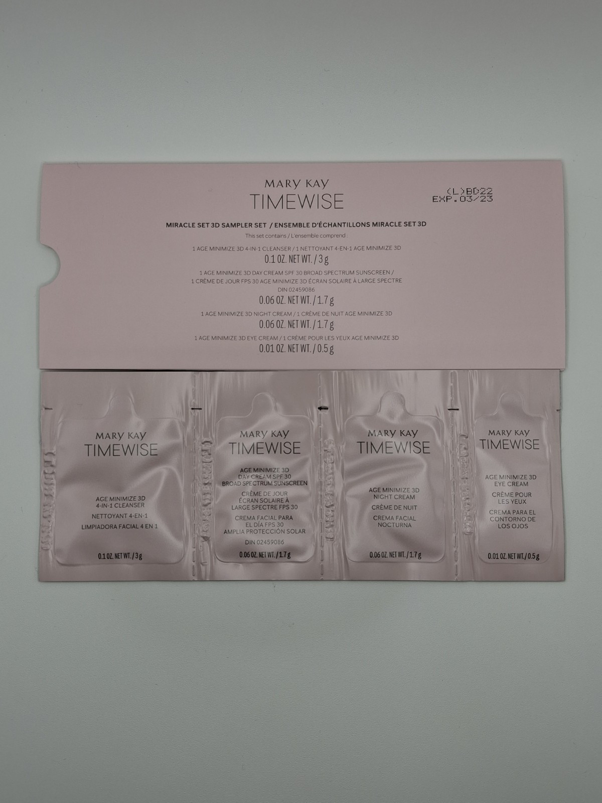 Mary Kay Timewise Miracle 3D Sampler Set  NORMAL-DRY SPF30 EXP: 03/23 - $4.00