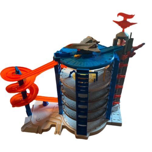 Hot Wheels Super Ultimate Garage King Kong and similar items