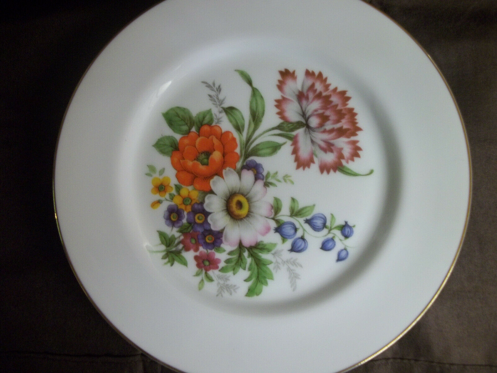 (1) ANDREA By Sadek Floral Design Salad/Dessert Plate 8" - $5.89