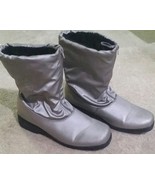 FREE SHIP》Ladies Comfortview Snowflake All Weather Boots》Fur Lining》Silv... - £27.72 GBP