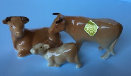 Miniature Bone China Cow Family set by Ortagiri - $8.54
