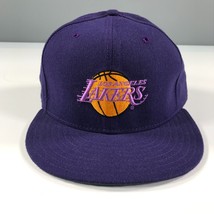 Vintage Los Angeles Lakers Fitted Hat Size 7 1/8 Purple Gold Motion Logo New Era - £37.17 GBP