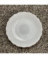 Vintage Anchor Hocking Fire King Milk White Saucer Scalloped Edge 4.75” - €7,70 EUR