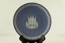 Vintage English China Wedgwood Japerware Christmas Plate 1987 Guildhall London - £16.77 GBP