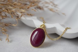 Burgundy red jade necklace, Wine red necklace for women, Dark red oval pendant,  - £25.49 GBP