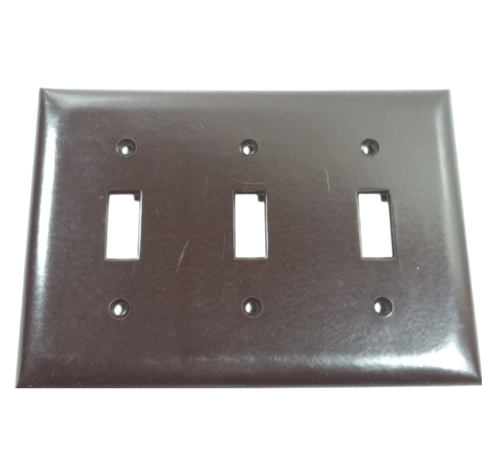 Piastra a Muro Plastica Tre Banda Tre a Levetta Senza Linea, Marrone - $7.90
