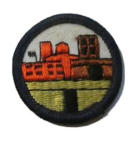 Retired Girl Scouts Junior Badge Patch 1980 WTE~Navy~You &amp; Your Community - £3.99 GBP