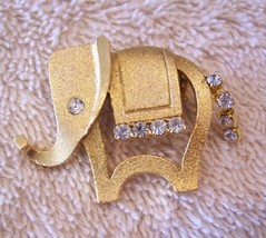 1 Gold-Tone Elephant, Vintage Costume Jewelry, Women Clothing Nice as Gift - £9.61 GBP