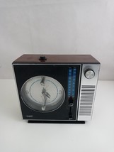Vintage Sears Roebuck AM/FM Clock Radio Model No. 132.20700300 Wood Grain As Is - £9.09 GBP