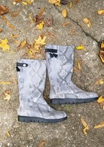 Tsubo Women&#39;s Eilis leather Snake Rain zip Boot size 8.5 - $49.50