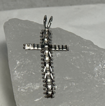 14K White Gold Cross Pendant 2.49g Jewelry Necklace Charm Christianity Religious - £158.20 GBP