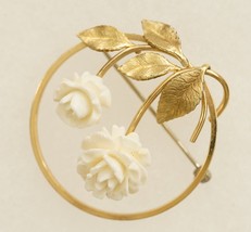 Vintage Costume Jewelry Signed KREMENTZ Carved Bone Flower Circle Brooch... - £22.92 GBP