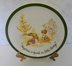 Holly Hobbie Collector&#39;s Edition Plate Happiness is Found in Little Things 1972 - £11.83 GBP