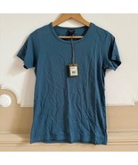 Filson women’s Whidbey scoop neck T- shirt blue S - $44.10