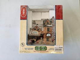 HTF Lemax 2004 Bucky’s Trading Post & Casey’s Camping Gear Lighted House #45059 - £38.91 GBP