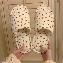 Cute Strawberry Print Slippers Women Summer Cotton Fabric House Slides Casual Ho - £20.50 GBP