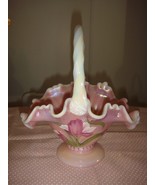Fenton 95TH Anniversary Glass Legacy Iridized Rosalene Tulip Basket - $2,090.56 MXN