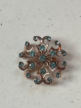 Vintage Lacey Rose Goldtone w Light Blue Rhinestones SNOWFLAKE Holiday Pin Brooc - £10.46 GBP