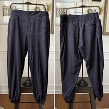 ATHLETA Joggers Brooklyn Lined Black Camo #985549 18 - $602.64 MXN