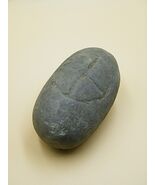 Cross-Inscribed Pebble - antique artifact - natural size - 3D printred r... - €16,83 EUR