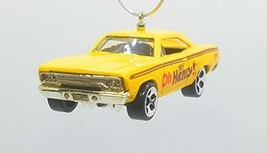 Christmas Ornament for 1970 Plymouth Road Runner O Henry - £26.35 GBP