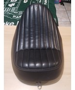 HARLEY-DAVIDSON SOFTAIL SLIM SOLO FRONT DRIVER SEAT 52000265 / 21 - $2,827.22 MXN
