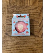 B Color Strawberry Scented Highlight+Blush-Brand New-SHIPS N 24 HOURS - $33.75 CAD