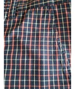 St. John&#39;s Bay ~ Men&#39;s Size 32 ~ 10&quot; Inseam ~ 100% Cotton ~ Plaid Shorts - $42.10 CAD