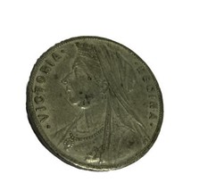 Vintage Queen Victoria In Memoriam 1819-1904 Commemorative Coin - £9.93 GBP