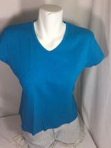 Hanes Women Blue Shirt Size M V-Neck Classic Fit Short Sleeve Bin63#11 - £9.79 GBP