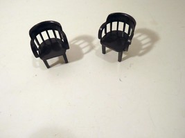 VINTAGE MARX TRAINS - TWO PLASTIC CHAIRS  APPROX 1 1/2&quot; TALL- GOOD- H21 - $3.32
