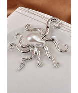 Octopus pearl chunky pin brooch - $14.36