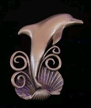 Jumping Dolphin Glittery Putrple Shell Silver Tone Brooch Pin JJ Jonette 3&#39;&#39; - £11.07 GBP